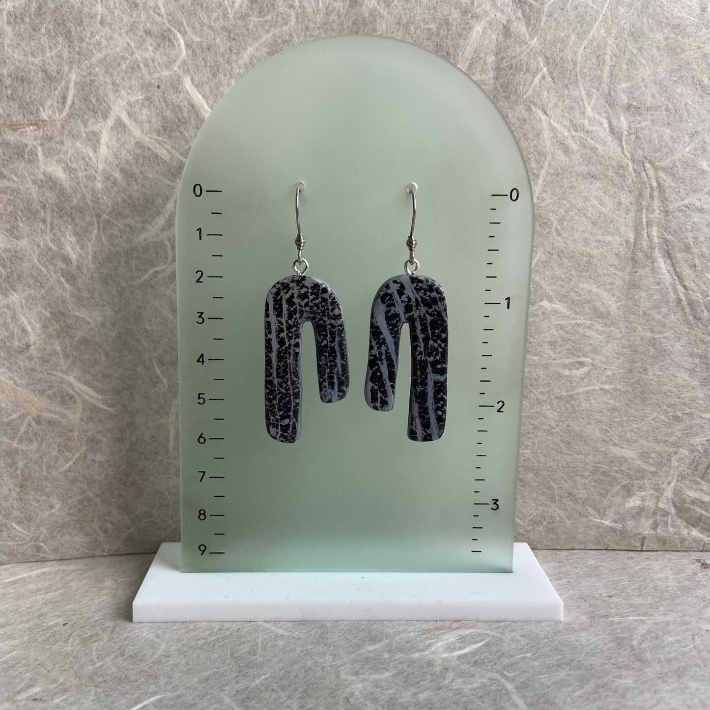Arch Earrings