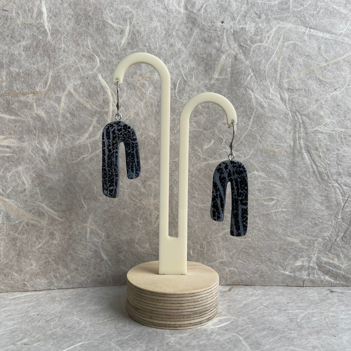 Arch Earrings