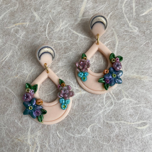 Tear shaped with flowers Stud Earrings