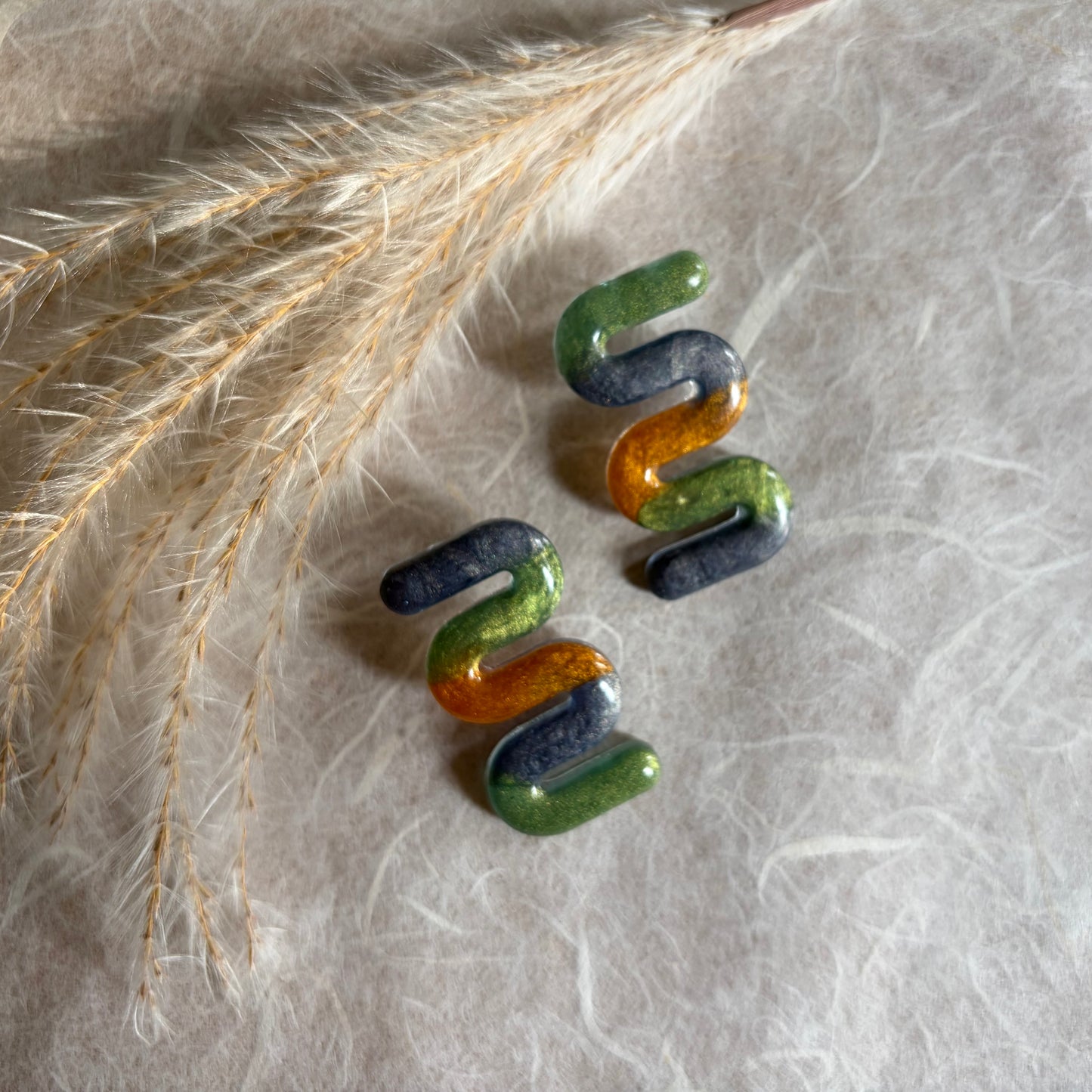 Grey Green Gold Resin Wiggle studs